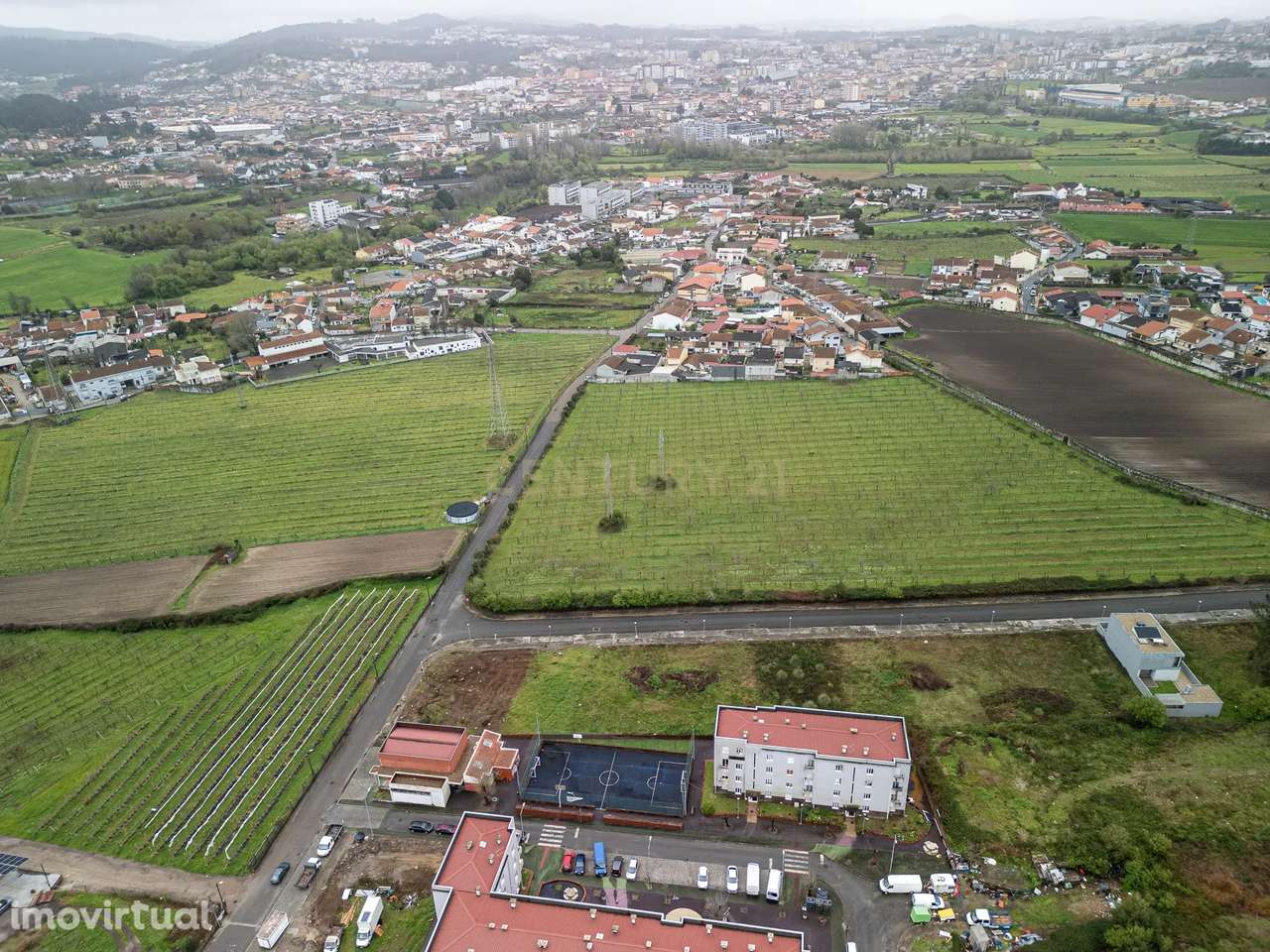 Terreno em Ermesinde: Localização Privilegiada - Grande imagem: 4/12