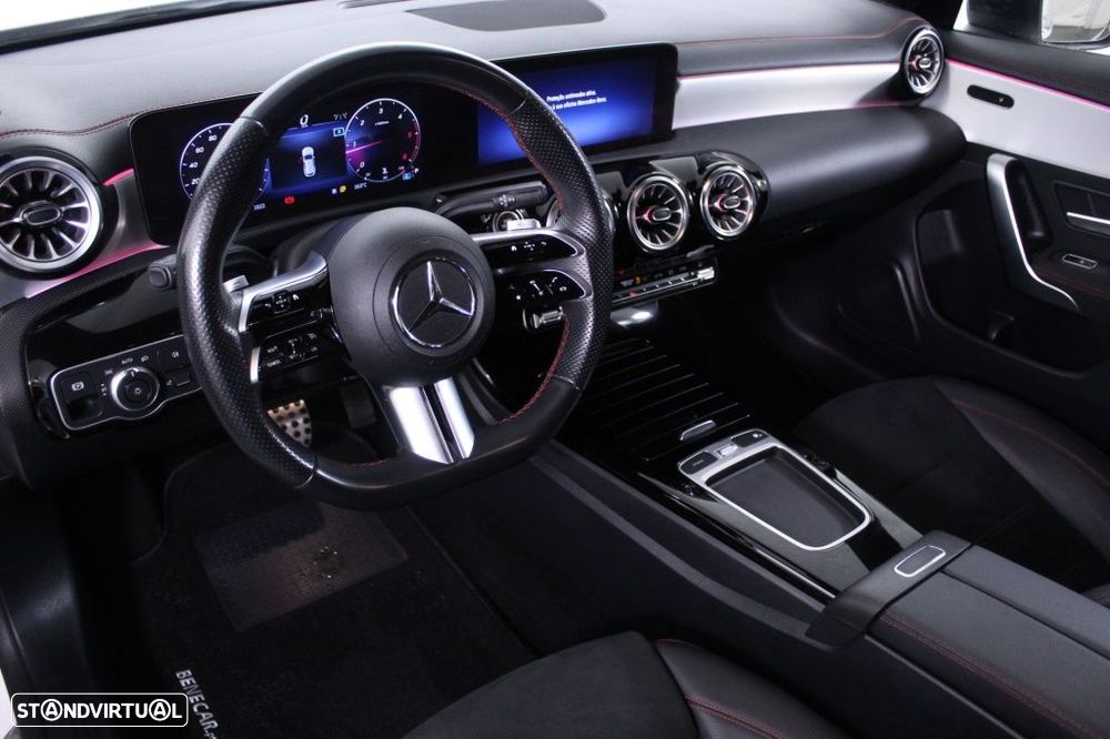 Mercedes-Benz CLA 180 d Shooting Brake AMG Line Aut. - 32