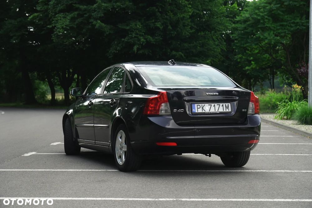 Volvo S40 1.6D Momentum - 4