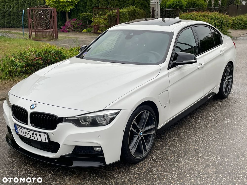 BMW Seria 3 330e iPerformance M Sport - 22