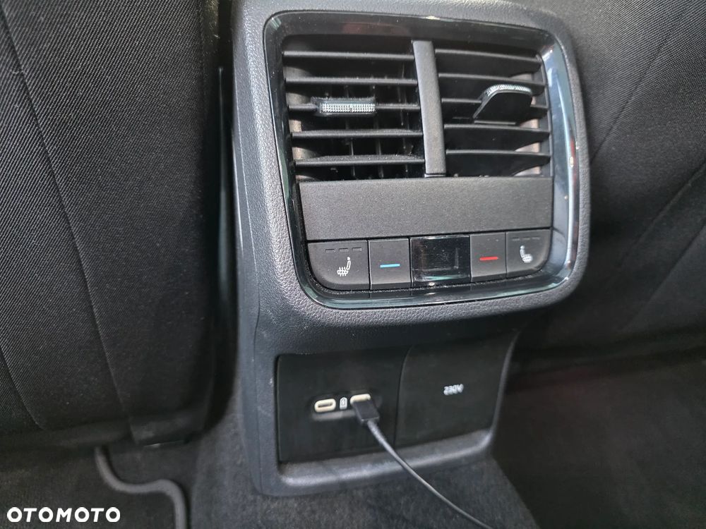 Skoda Octavia 2.0 TSI RS 245 DSG - 22