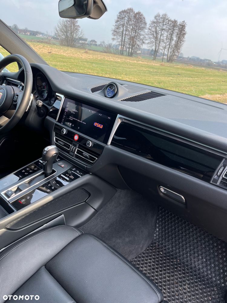 Porsche Macan - 19
