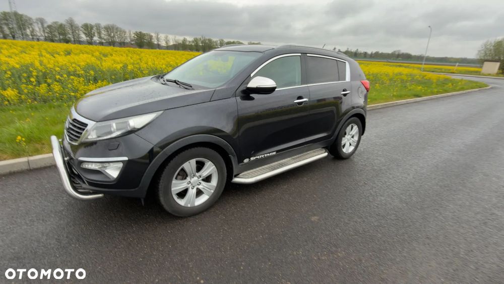 Kia Sportage 1.7 CRDI 2WD ISG Dream-Team Edition - 3