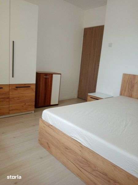 Dau in chirie apartament 3 camere, situation in spate la Lotus — fotografia 1