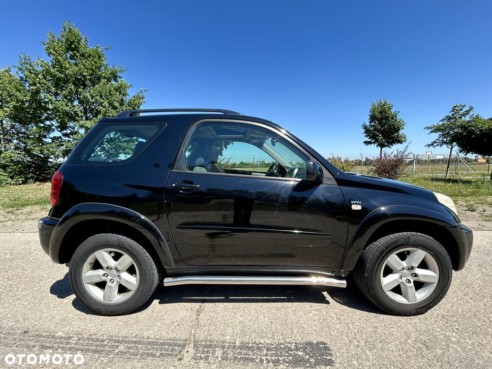 Toyota RAV4 2.0 VVT-i Sol - 2