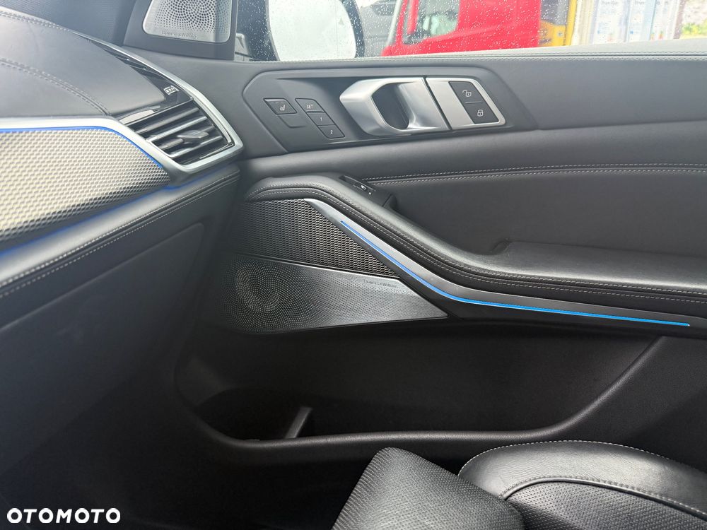 BMW X5 xDrive45e - 35