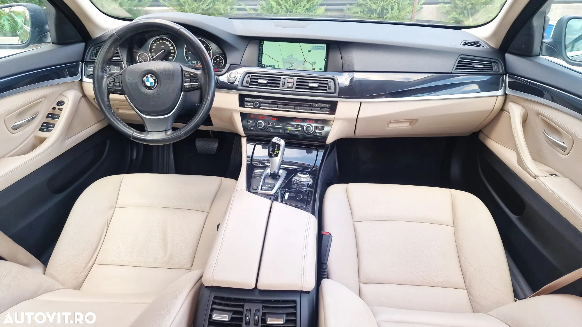 BMW Seria 5 520d - 12
