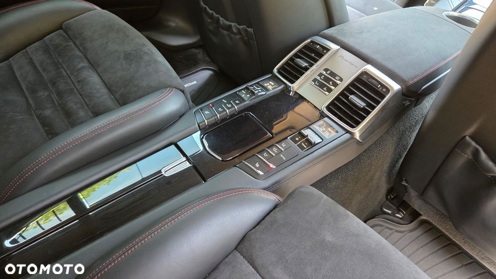 Porsche Panamera Diesel - 19