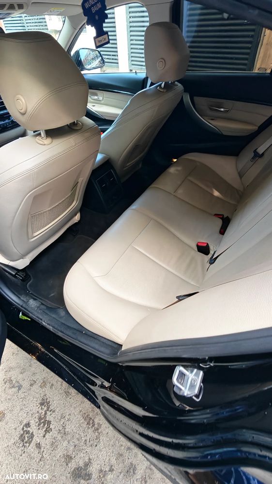 BMW Seria 3 318i Aut. - 11