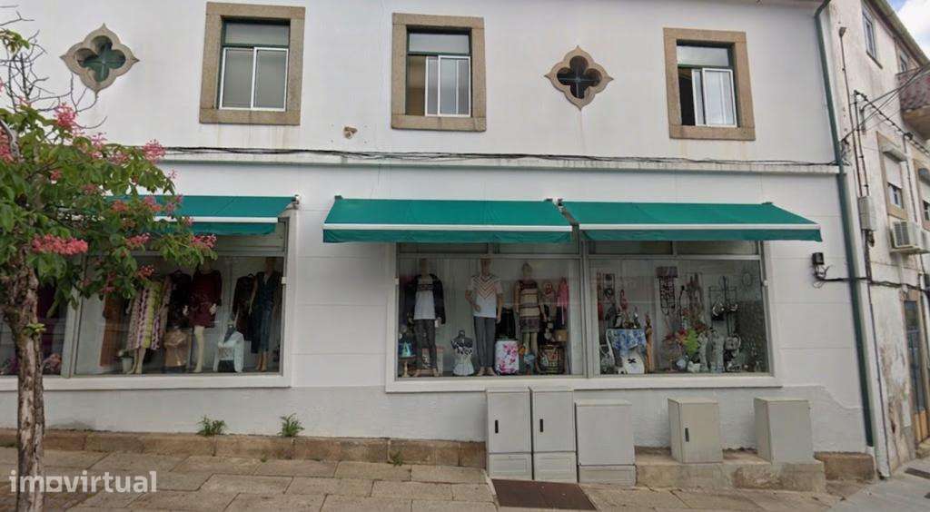 Loja com recheio no centro de Castelo Branco - Grande imagem: 2/5