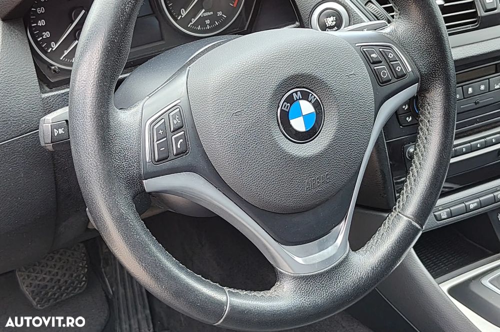 BMW X1 sDrive20d Aut. xLine - 16