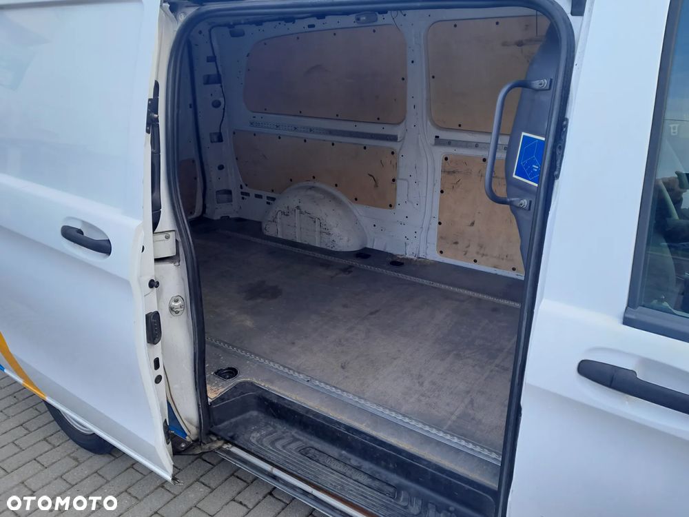 Mercedes-Benz VITO - 15