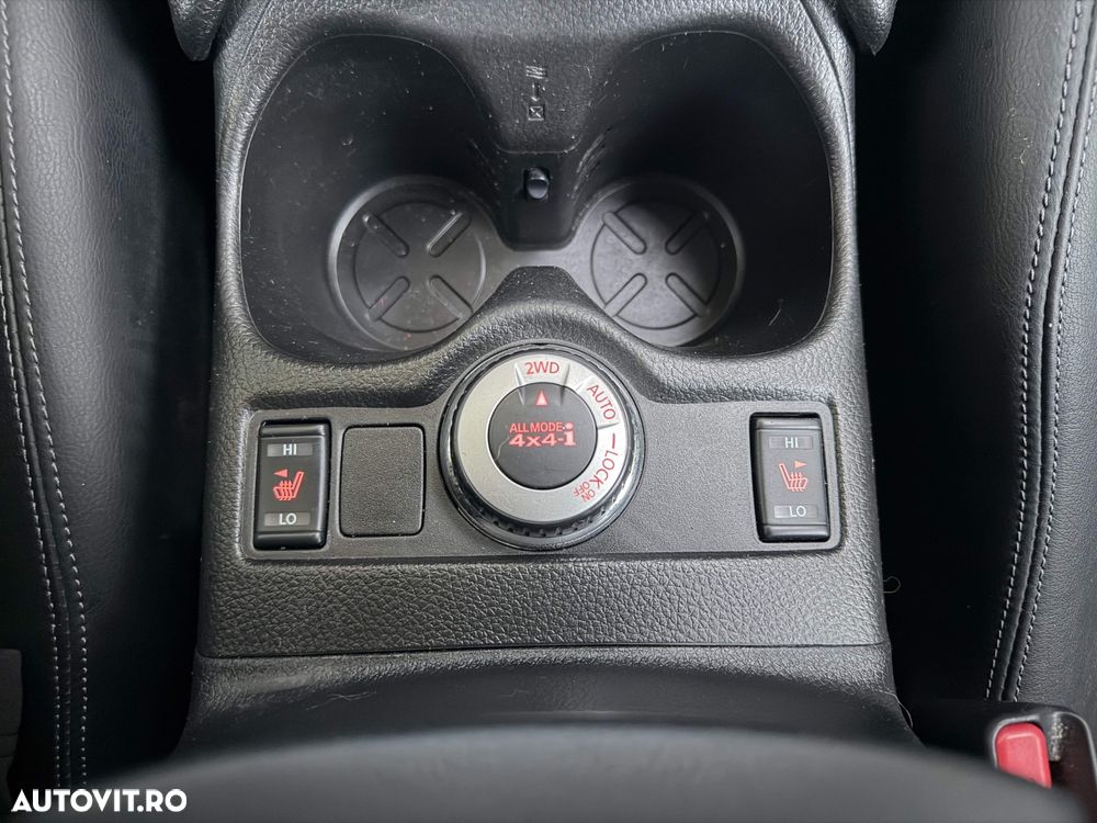 Nissan X-Trail 1.6 dCi ALL-MODE 4x4i N-Connecta - 16