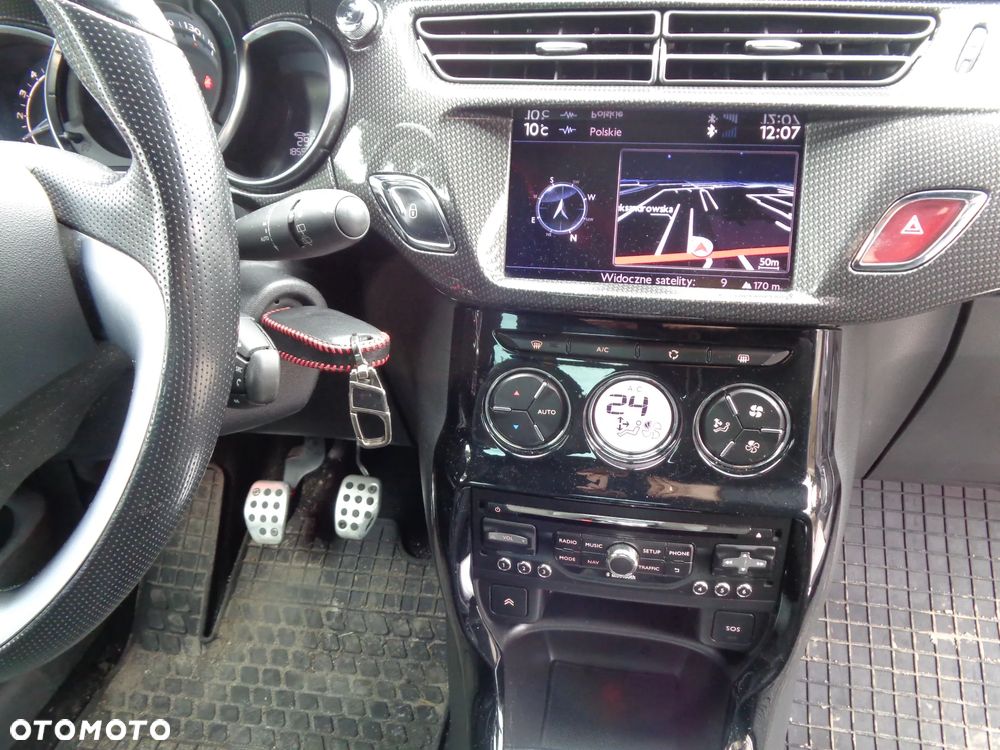 Citroën DS3 e-HDi 115 FAP Red Edition - 17