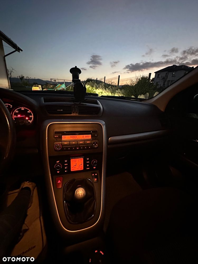 Fiat Croma ver-1-9jtd-dynamic - 7