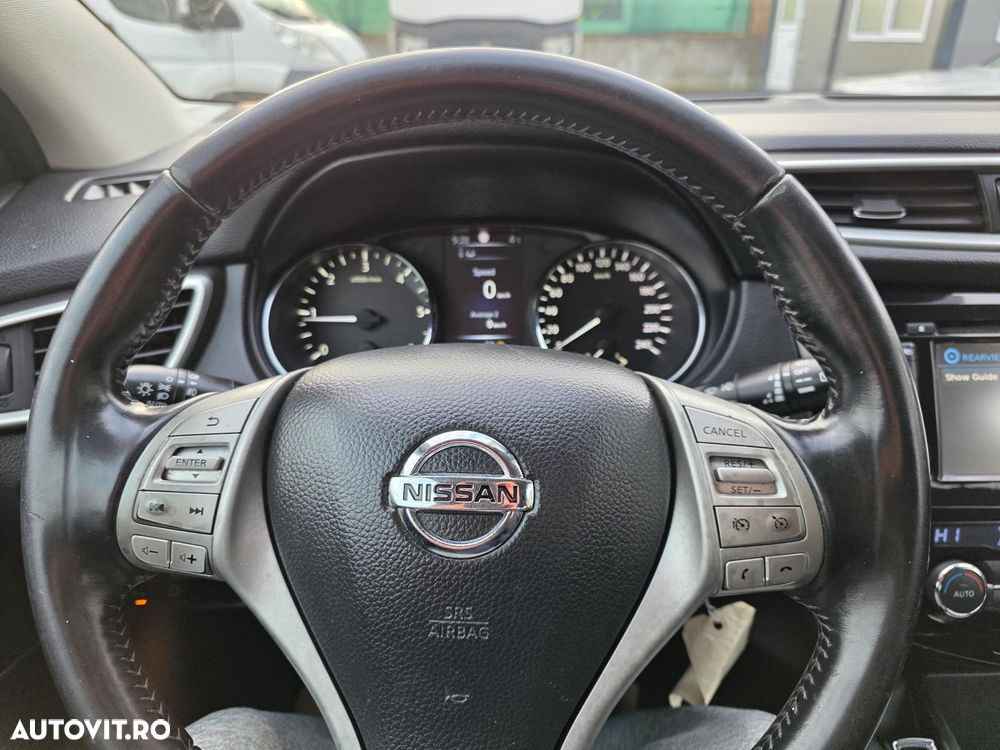 Nissan Qashqai 1.5 DCI N-Connecta - 22