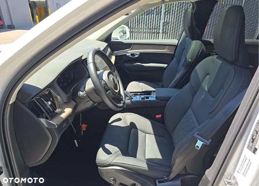 Volvo XC 90 - 7