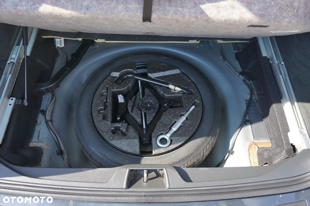 Volvo V70 2.0 Kinetic - 16