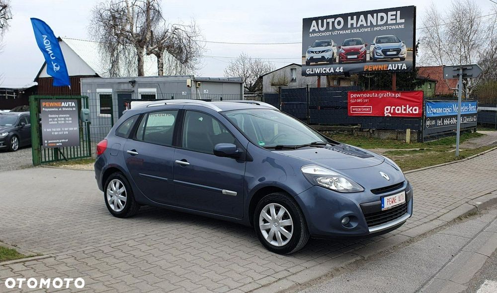 Renault Clio - 1