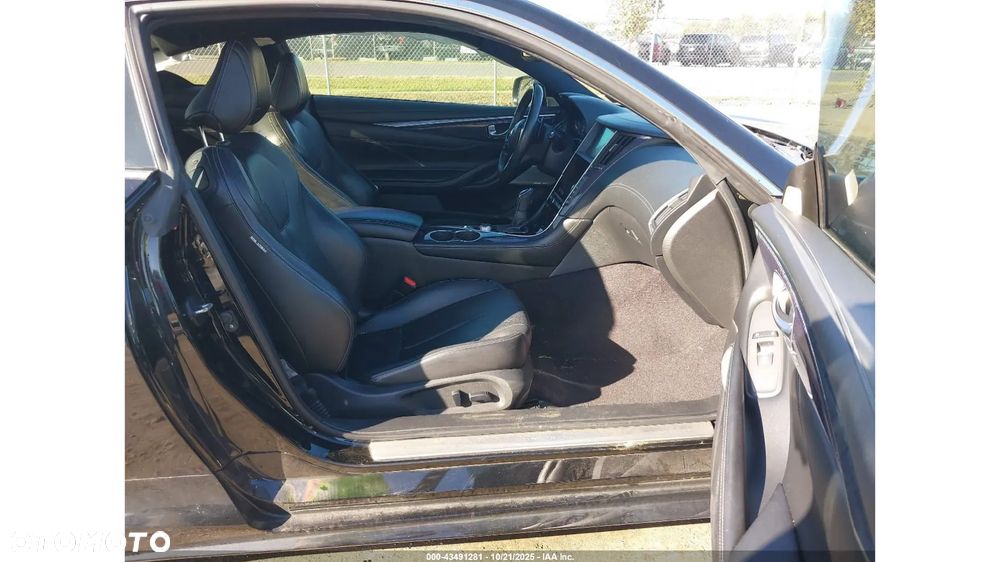 Infiniti Q60 - 11