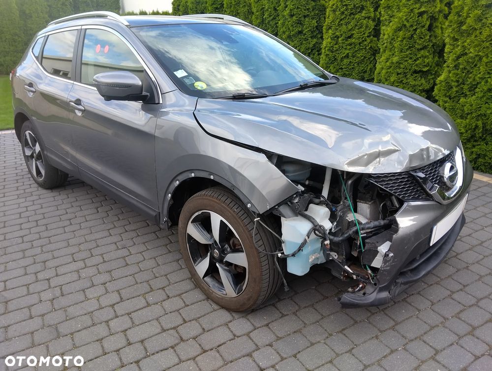 Nissan Qashqai 1.6 DCi Xtronic TEKNA - 7