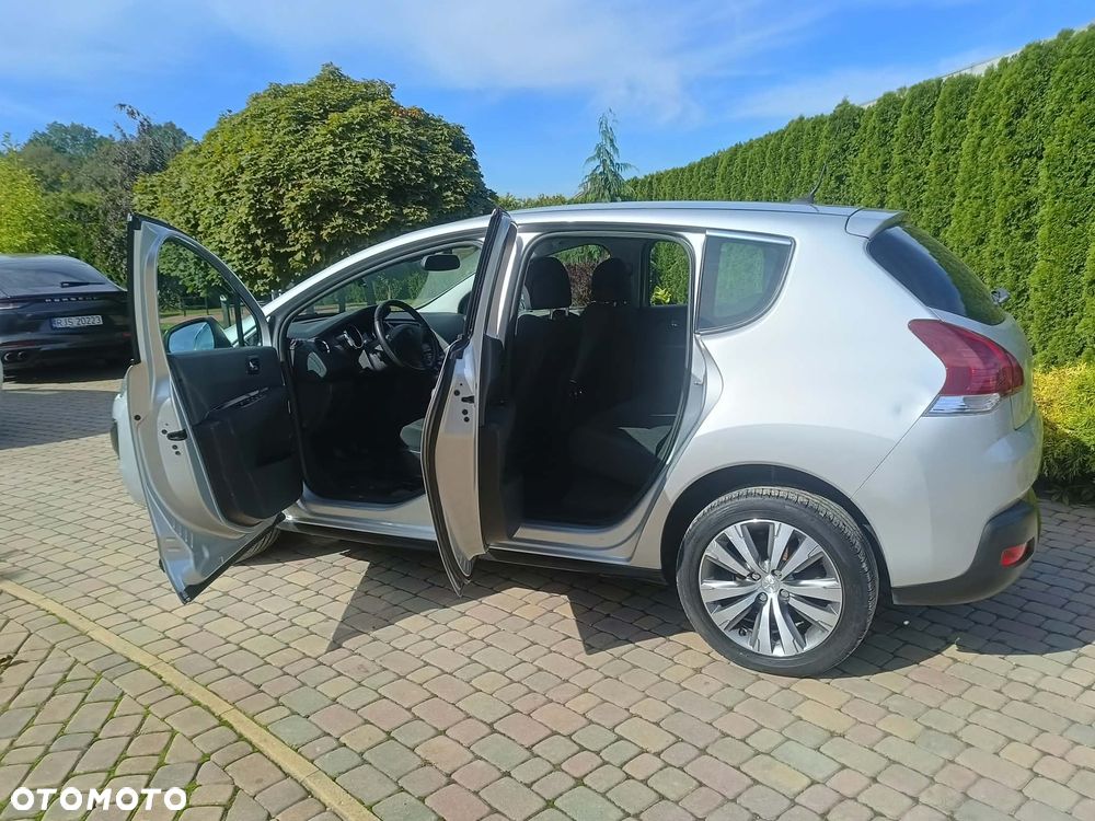 Peugeot 3008 HDi 115 Allure - 8