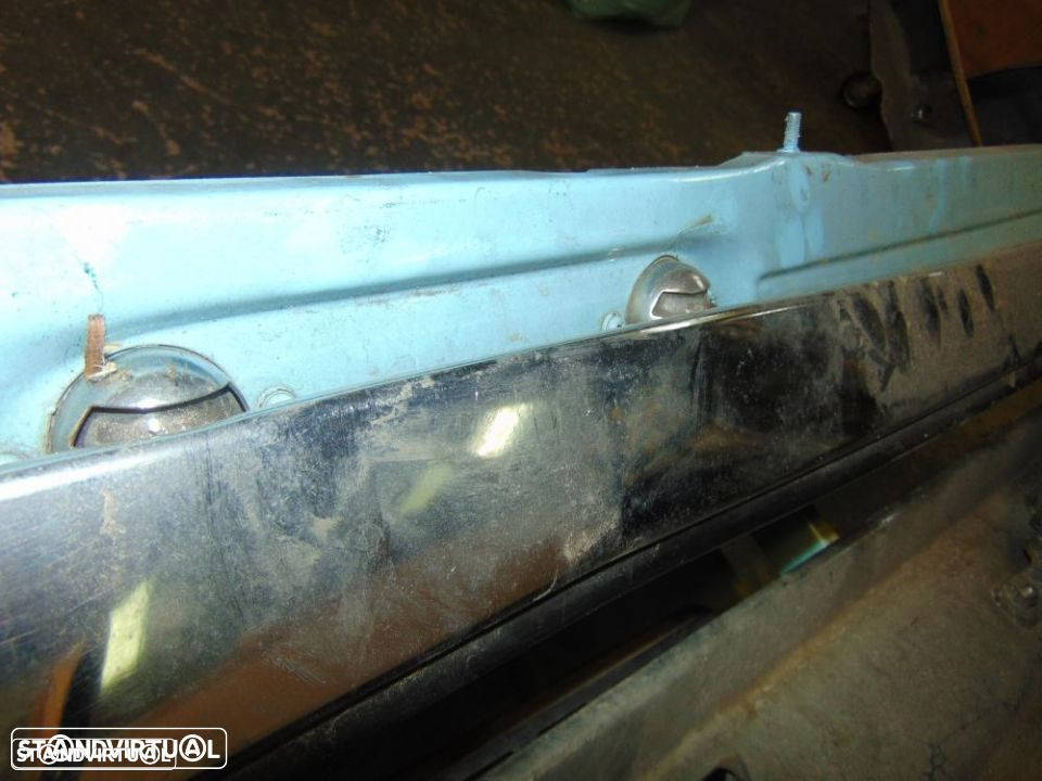 Datsun 1600 Stanza pára-choques - 4