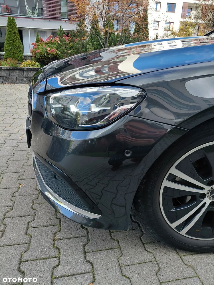 Mercedes-Benz Klasa E 220 d Avantgarde - 32