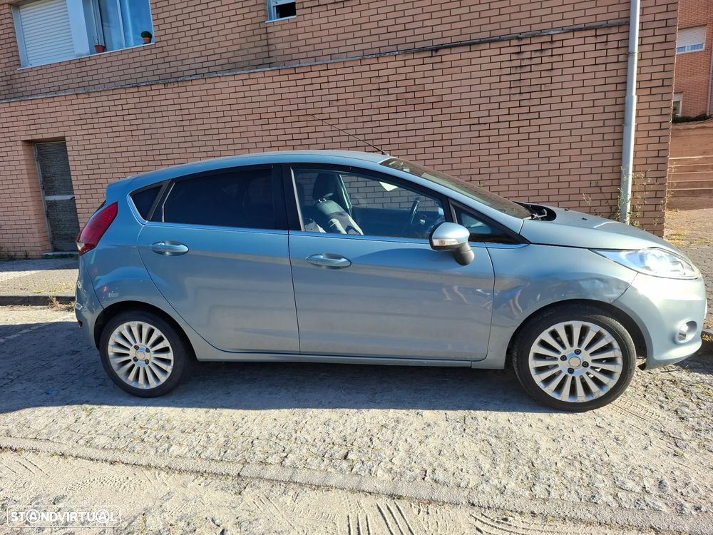 Ford Fiesta 1.6 TDCI Titanium - 5