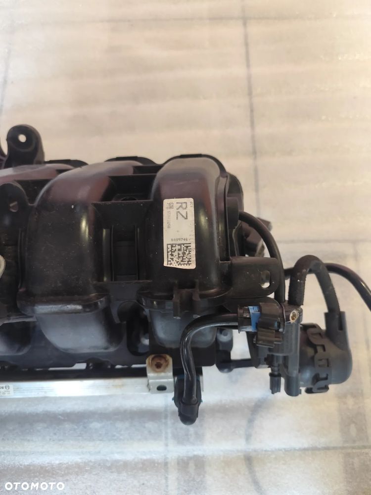 Kolektor Ssący Opel Astra Corsa D A12XER A14XER Nr 55562260RZ - 3