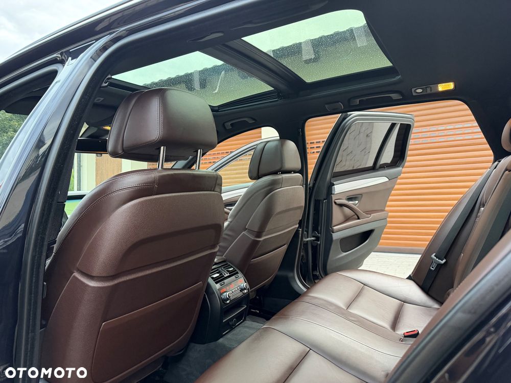 BMW Seria 5 530d xDrive Sport-Aut - 7