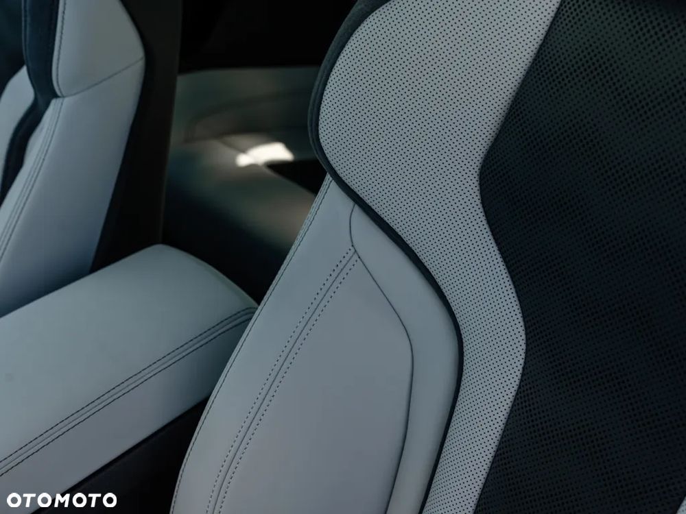 BMW M4 - 12