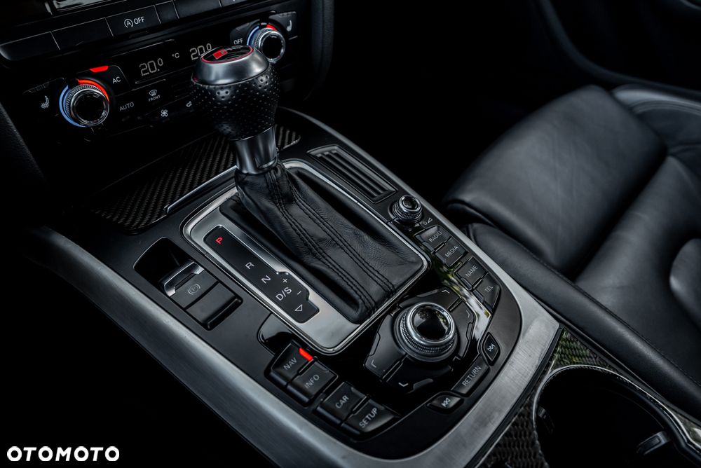 Audi A4 Avant 3.0 TDI DPF quattro S tronic S line Sportpaket - 23