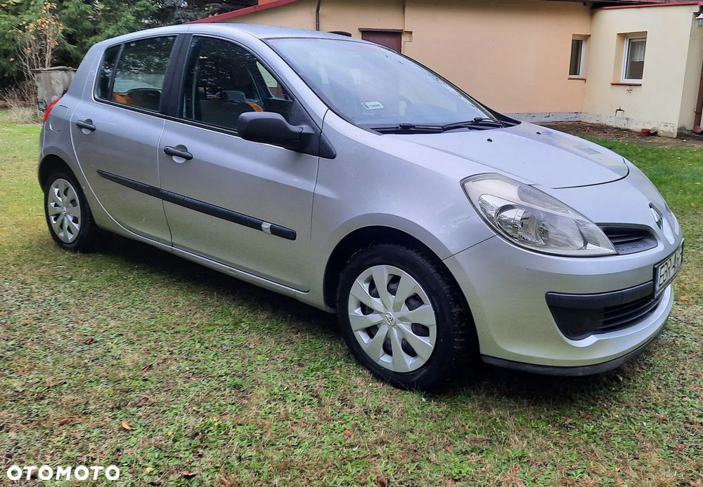 Renault Clio - 3
