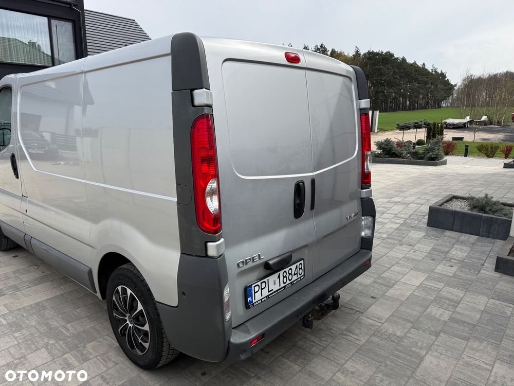 Opel Vivaro - 9