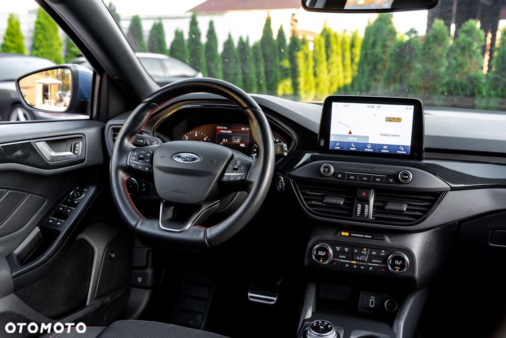 Ford Focus 1.5 EcoBlue STart-Stopp-System ST-LINE X - 28