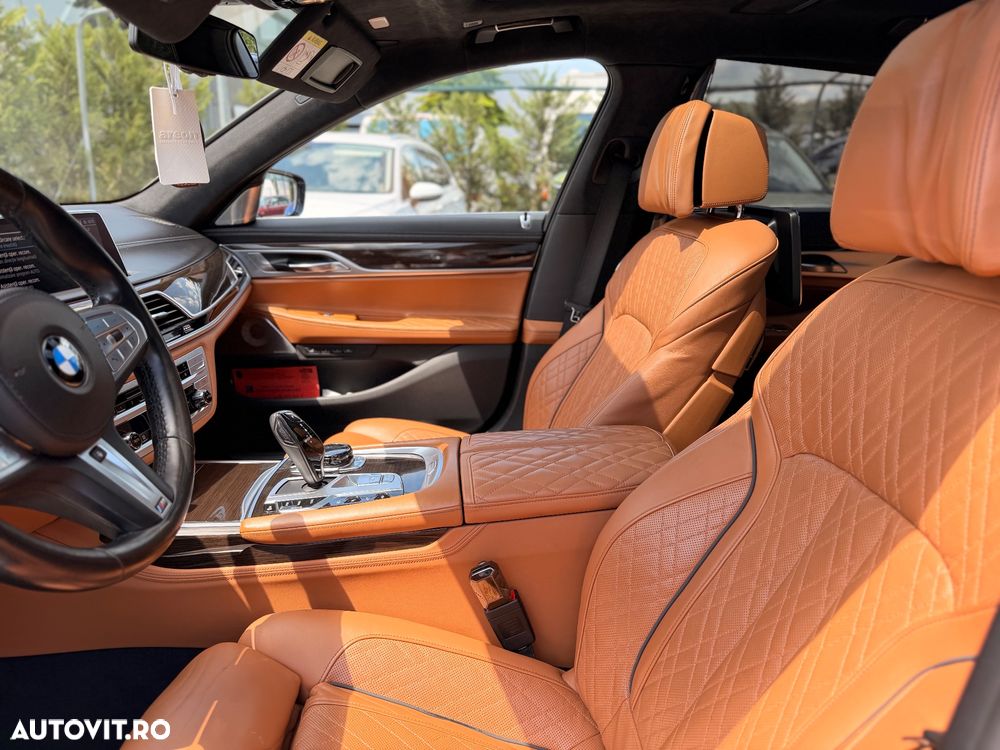 BMW Seria 7 745Le xDrive - 24