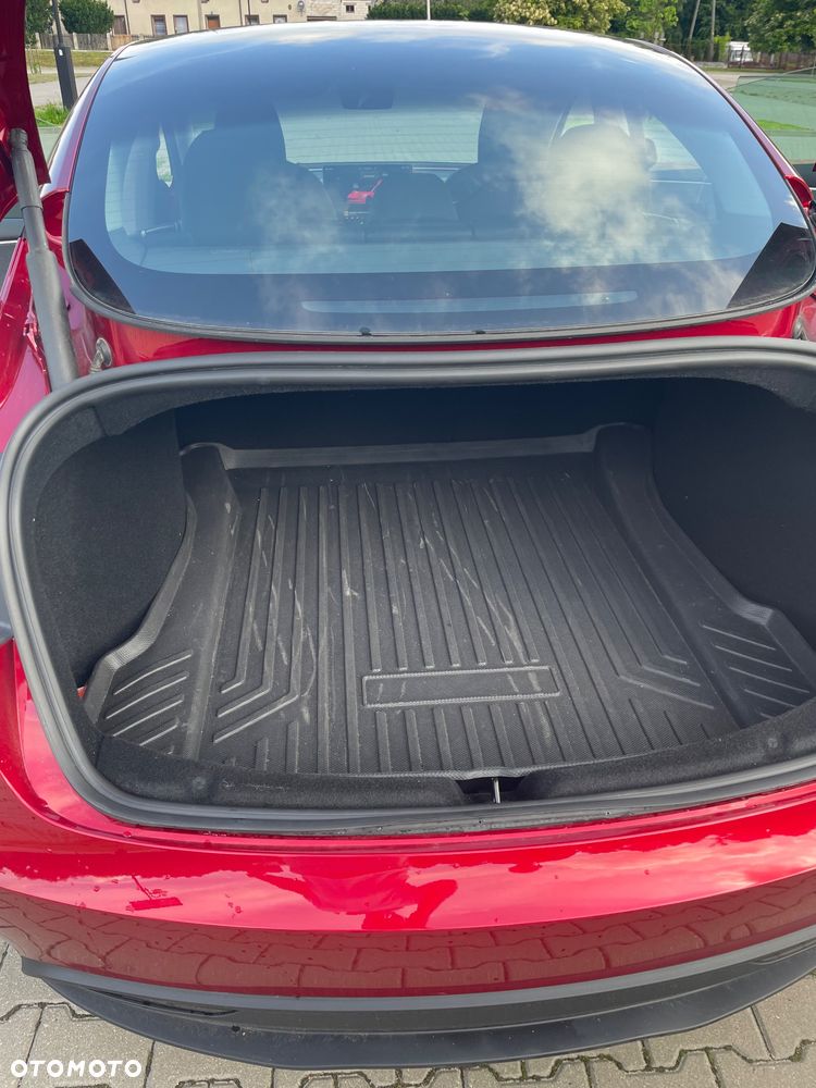 Tesla Model 3 - 22