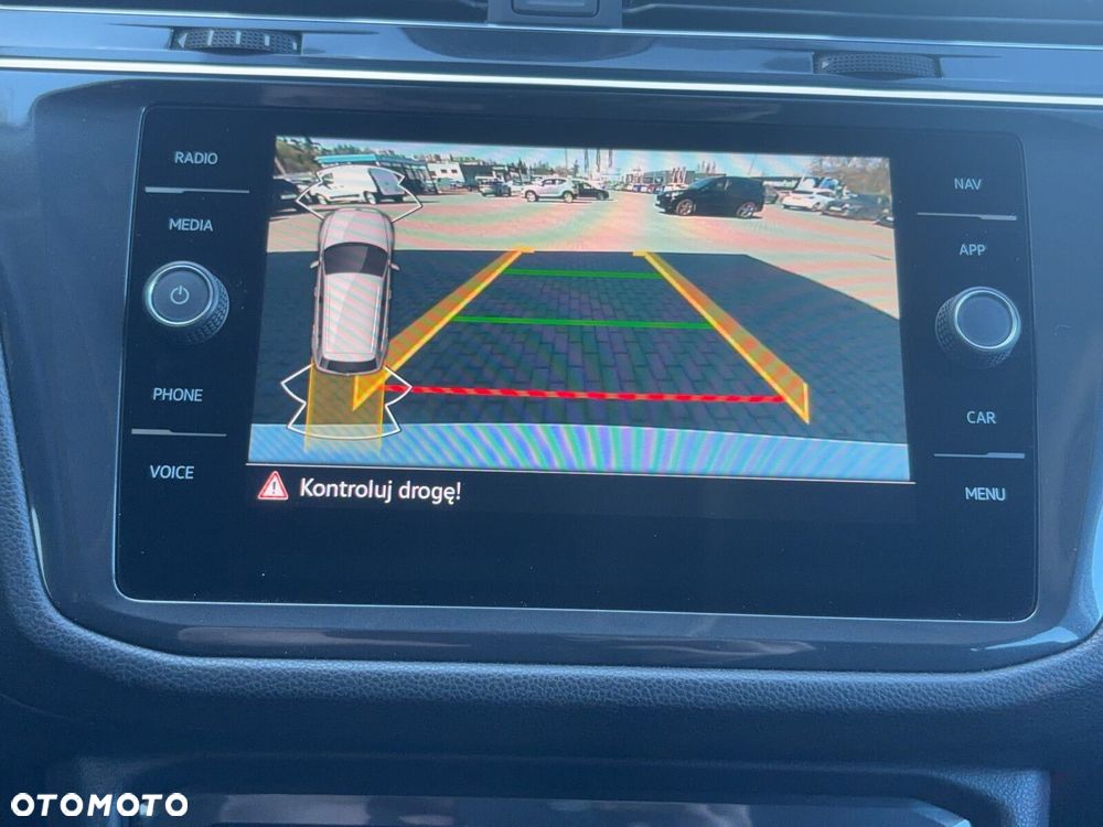 Volkswagen Tiguan Allspace 2.0 TSI 4Mot Elegance DSG - 21