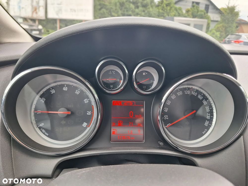 Opel Astra IV 1.6 Enjoy - 20