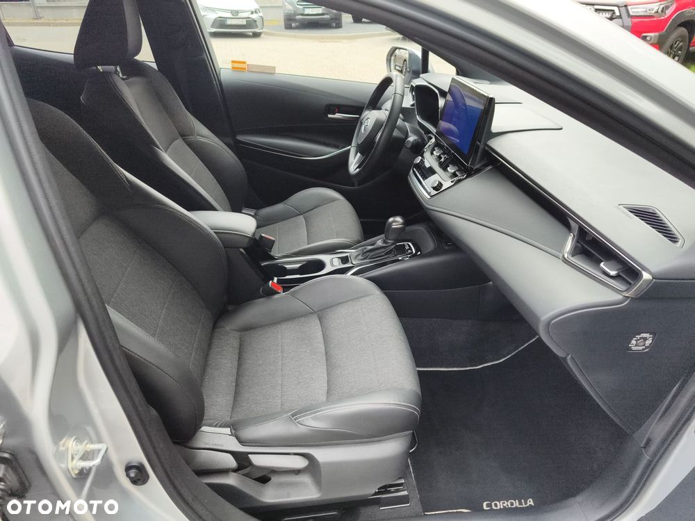 Toyota Corolla - 9
