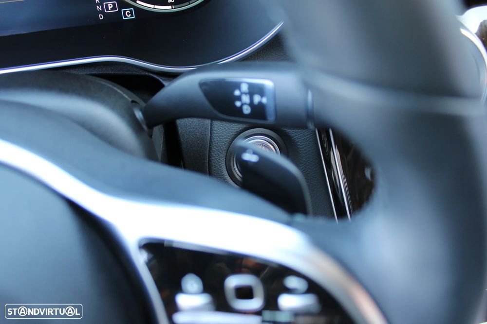 Mercedes-Benz C 300 4Matic 9G-TRONIC AMG Line Advanced - 25