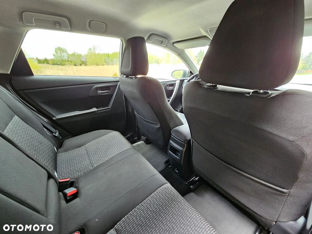 Toyota Auris 1.6 Valvematic Life - 32
