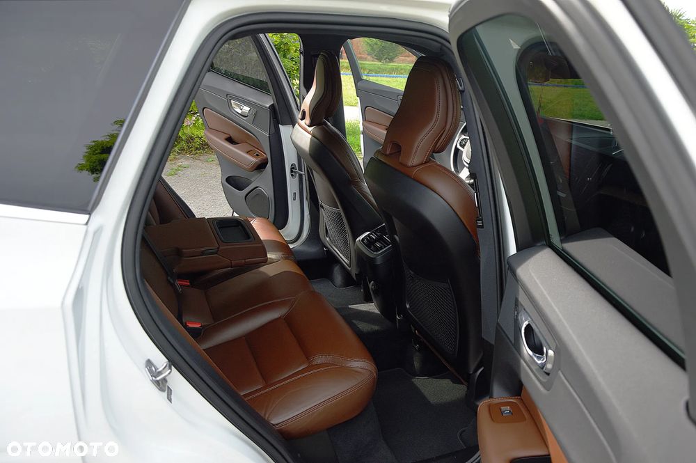 Volvo XC 60 T5 AWD Geartronic Inscription - 9