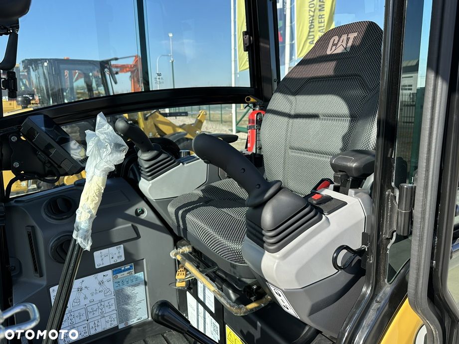 Caterpillar 302.7 CR - 30