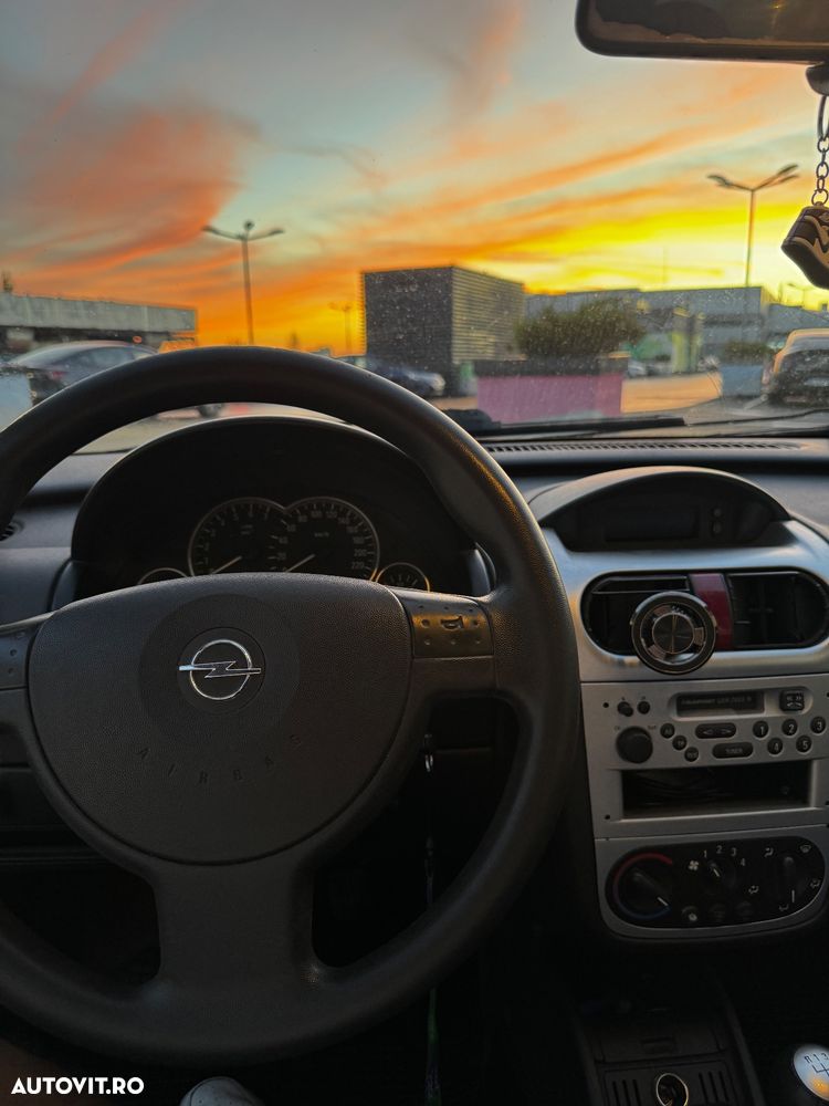 Opel Corsa - 25