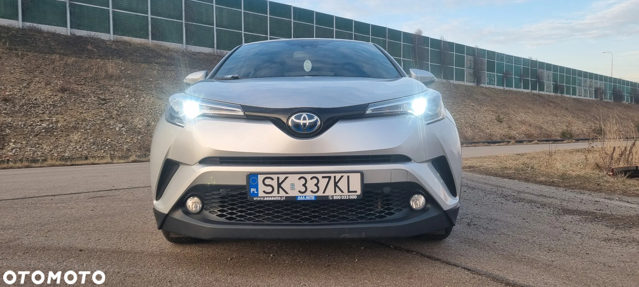Toyota C-HR 1.8 Hybrid Dynamic - 3