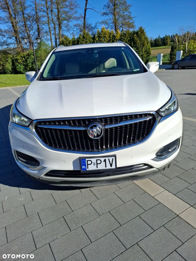 Buick Enclave - 9