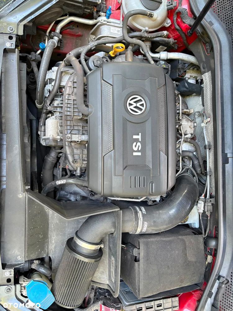 Volkswagen Golf - 10