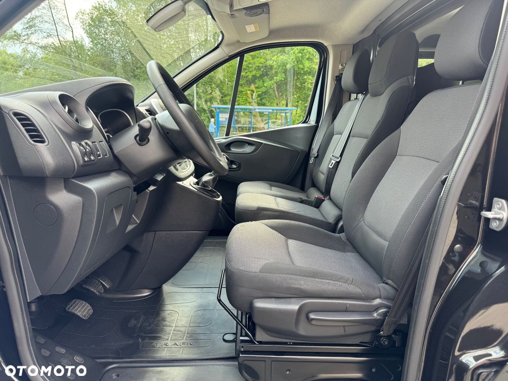 Renault Trafic - 15